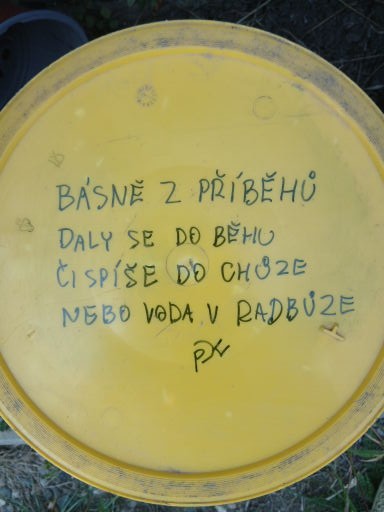 Mini verš o proudění básní na blogu ,,Psáno z hůry,,. 